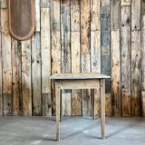 Table en bois et métal