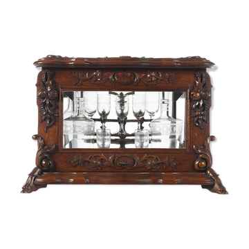 Cave à liqueur en bois sculpté