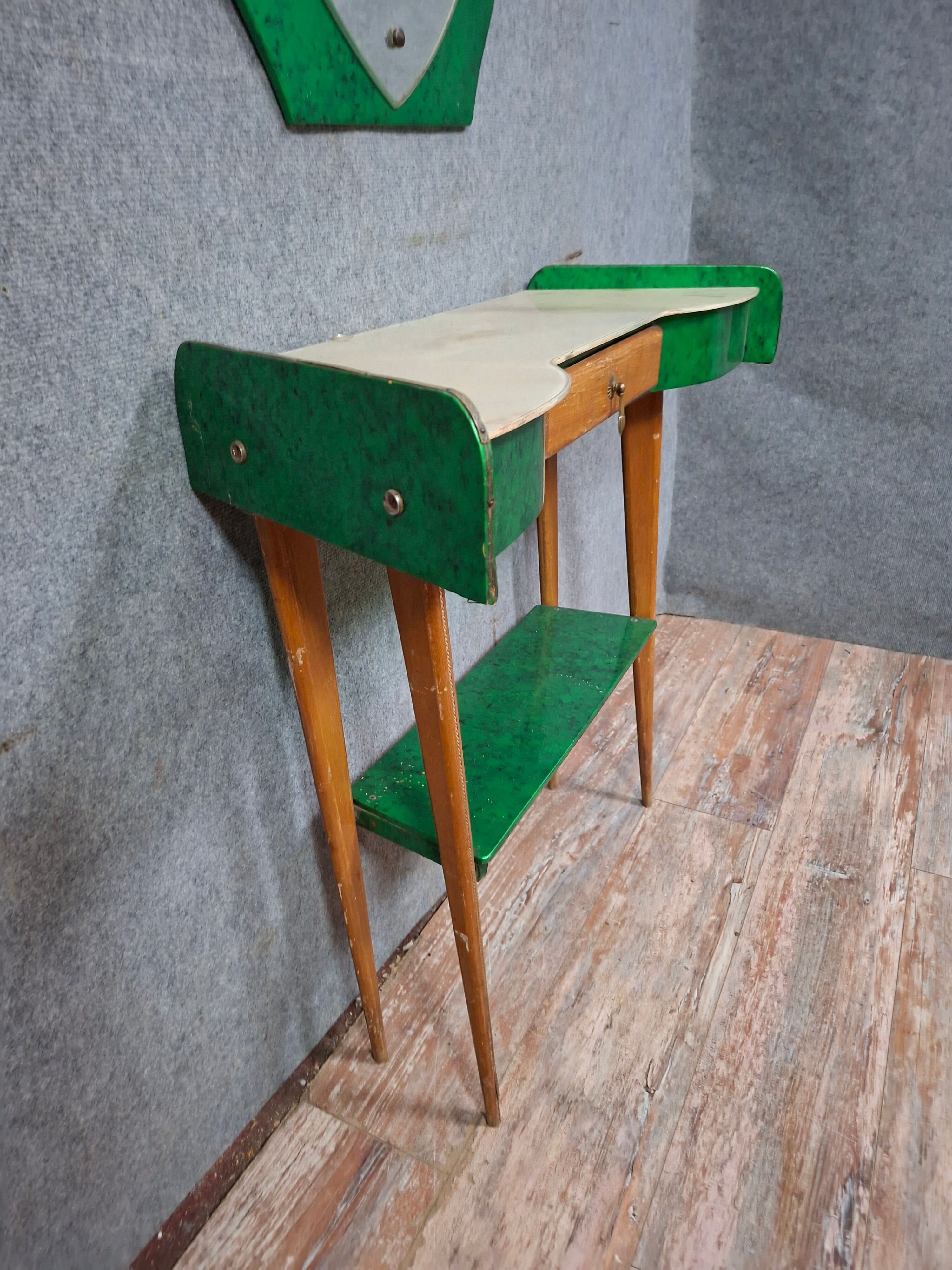 Art Deco console and mirror in green lacquered wood – Circa 1930