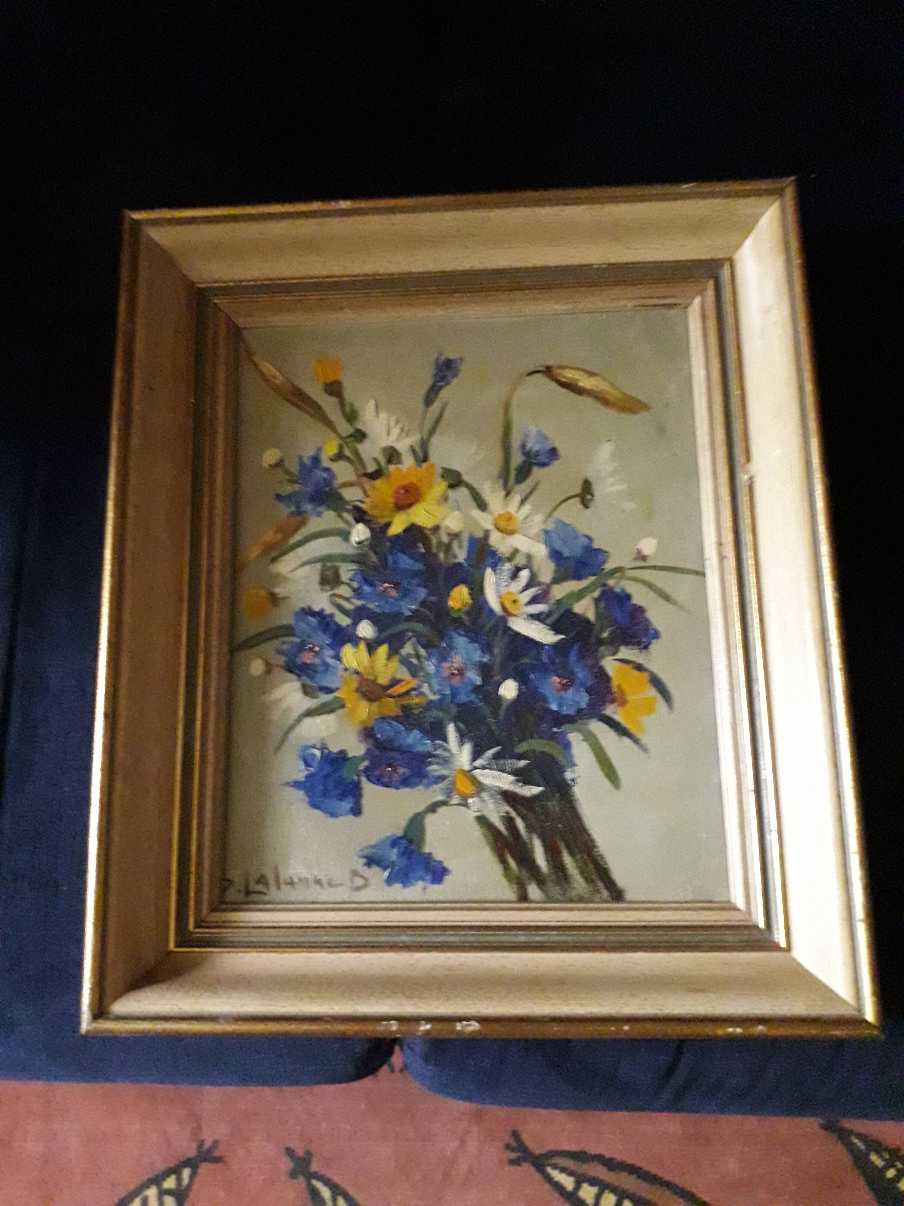 Old oil painting depicting a bouquet of flowers.