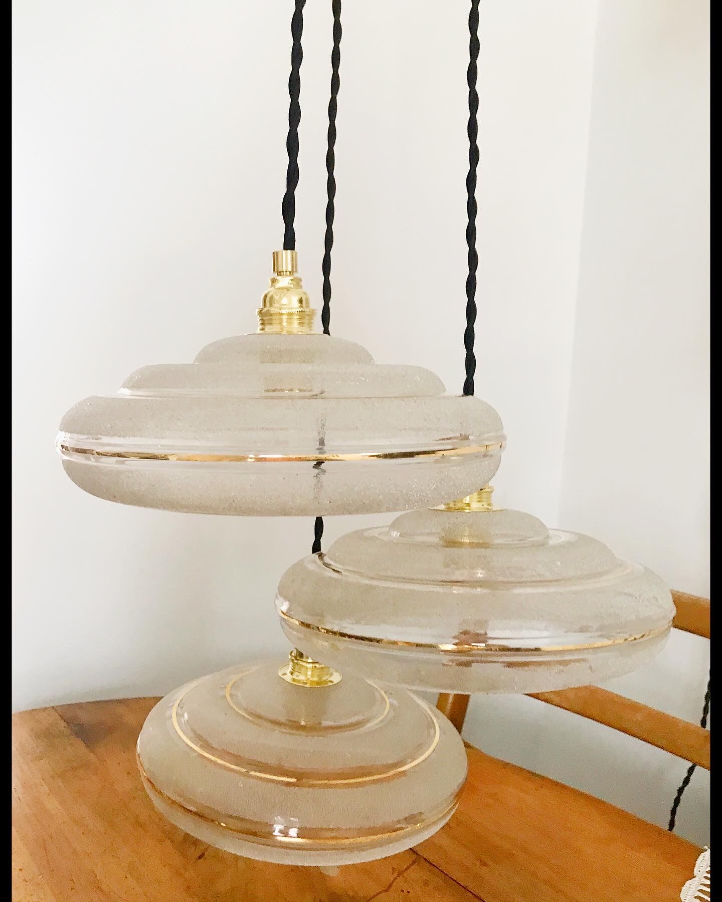 Vintage 3-globe walkman