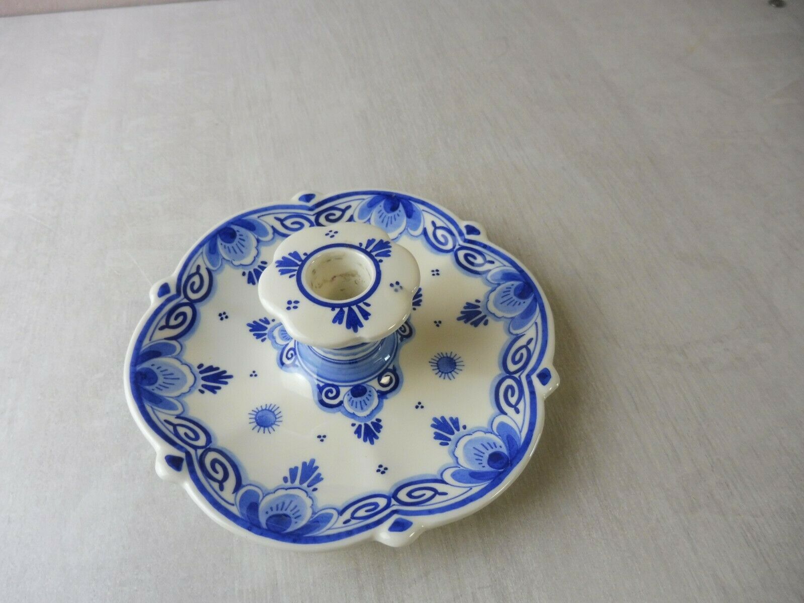 Old ceramic candle holder, Delfts Blauw 1568