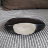 Vase plat vintage signé