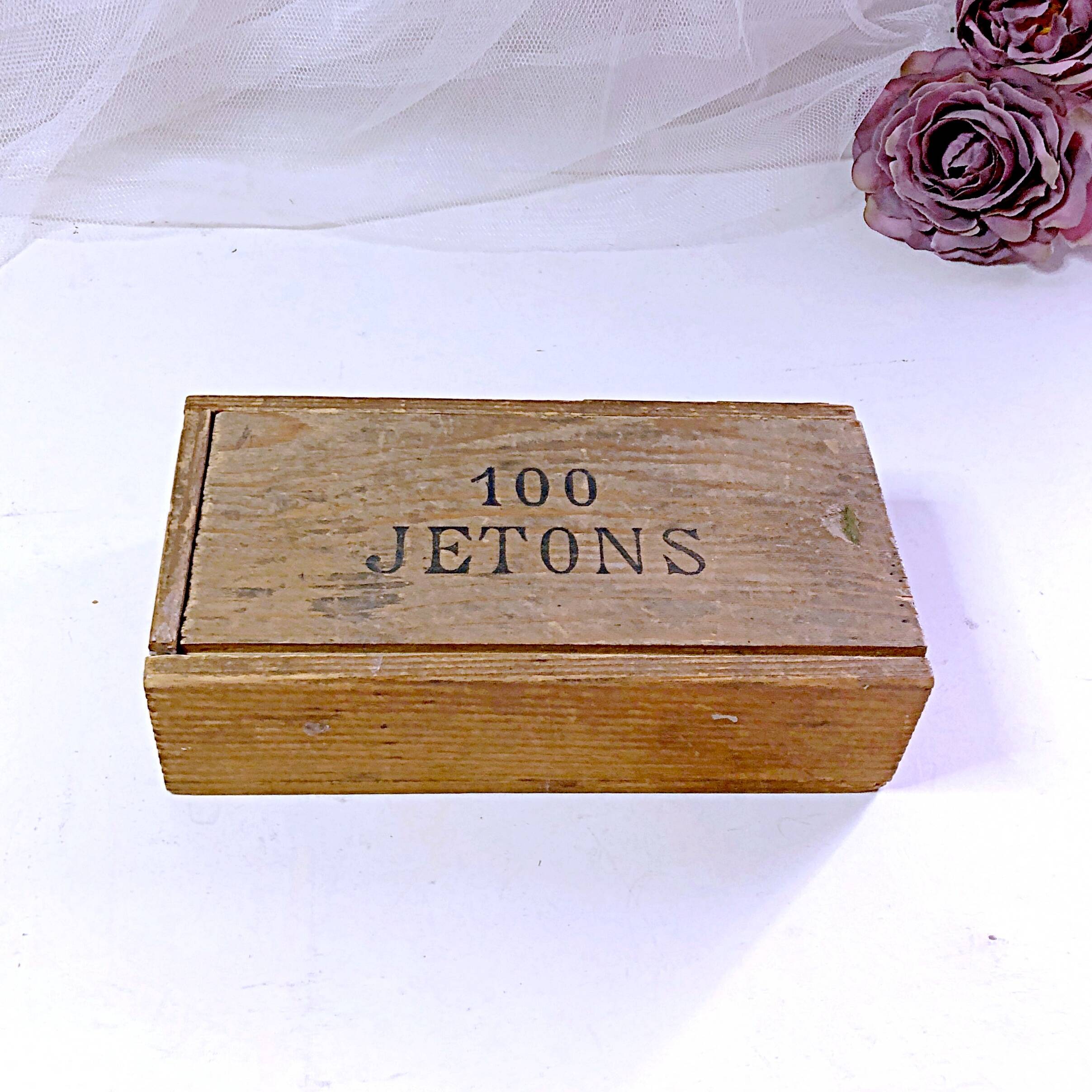 Boîte de 100 jetons en bois complète vintage France