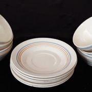 Set of coffee cups and its sub-cups - 70s