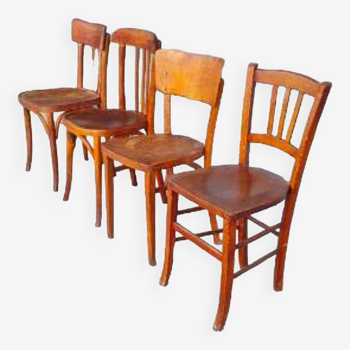 Set de 4 chaises bistrot déparaillées