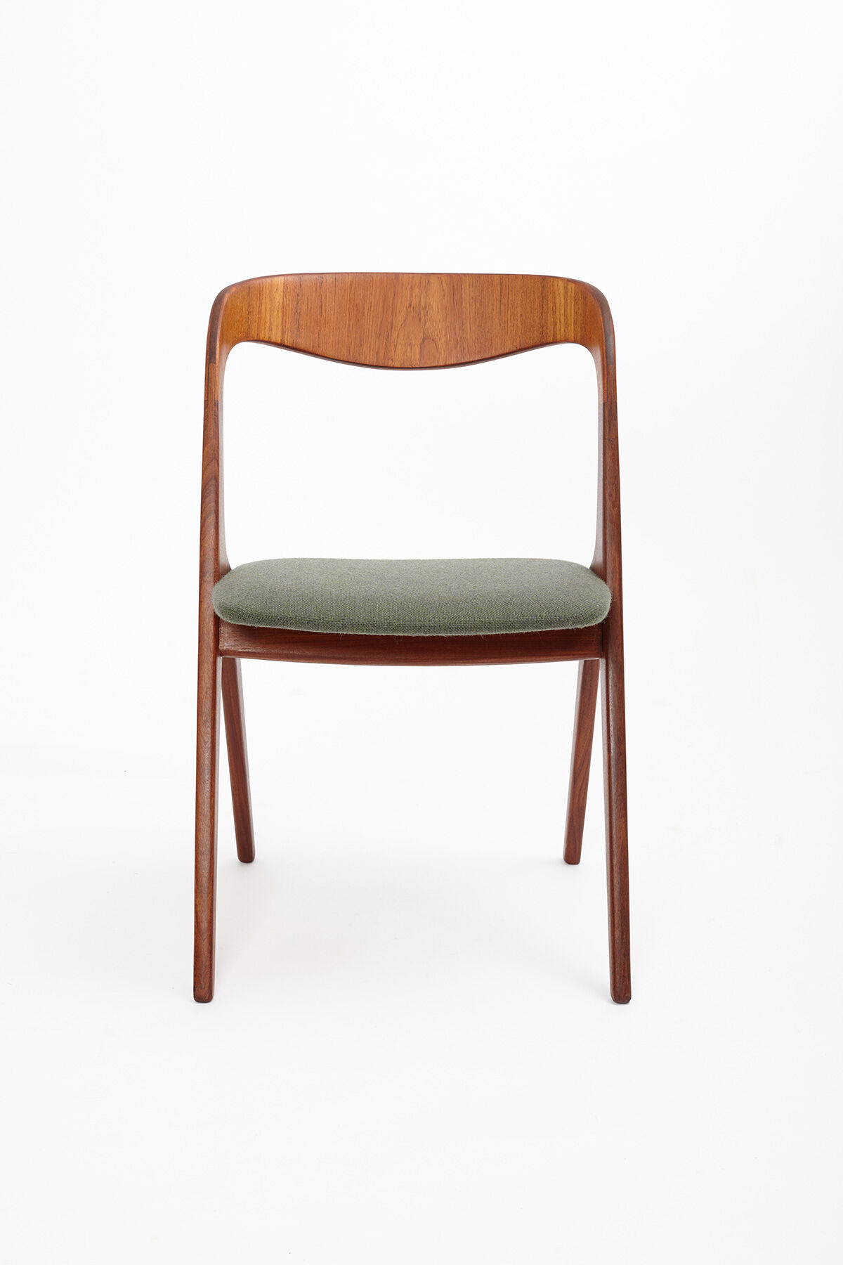 Johannes Andersen dining chairs