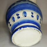 Blue gurgling