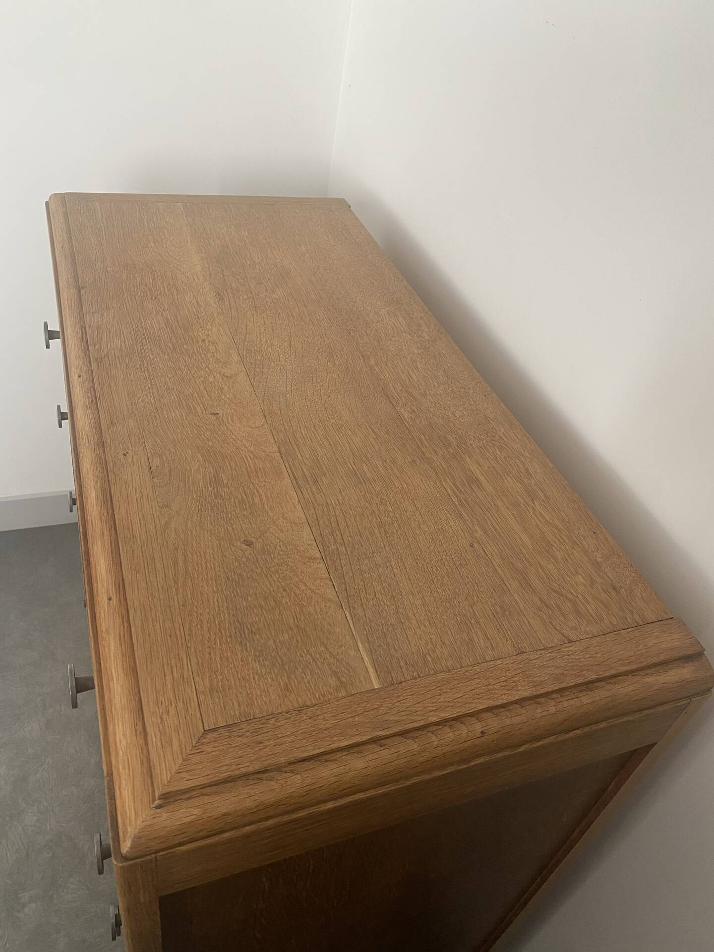 Art Deco chest of drawers