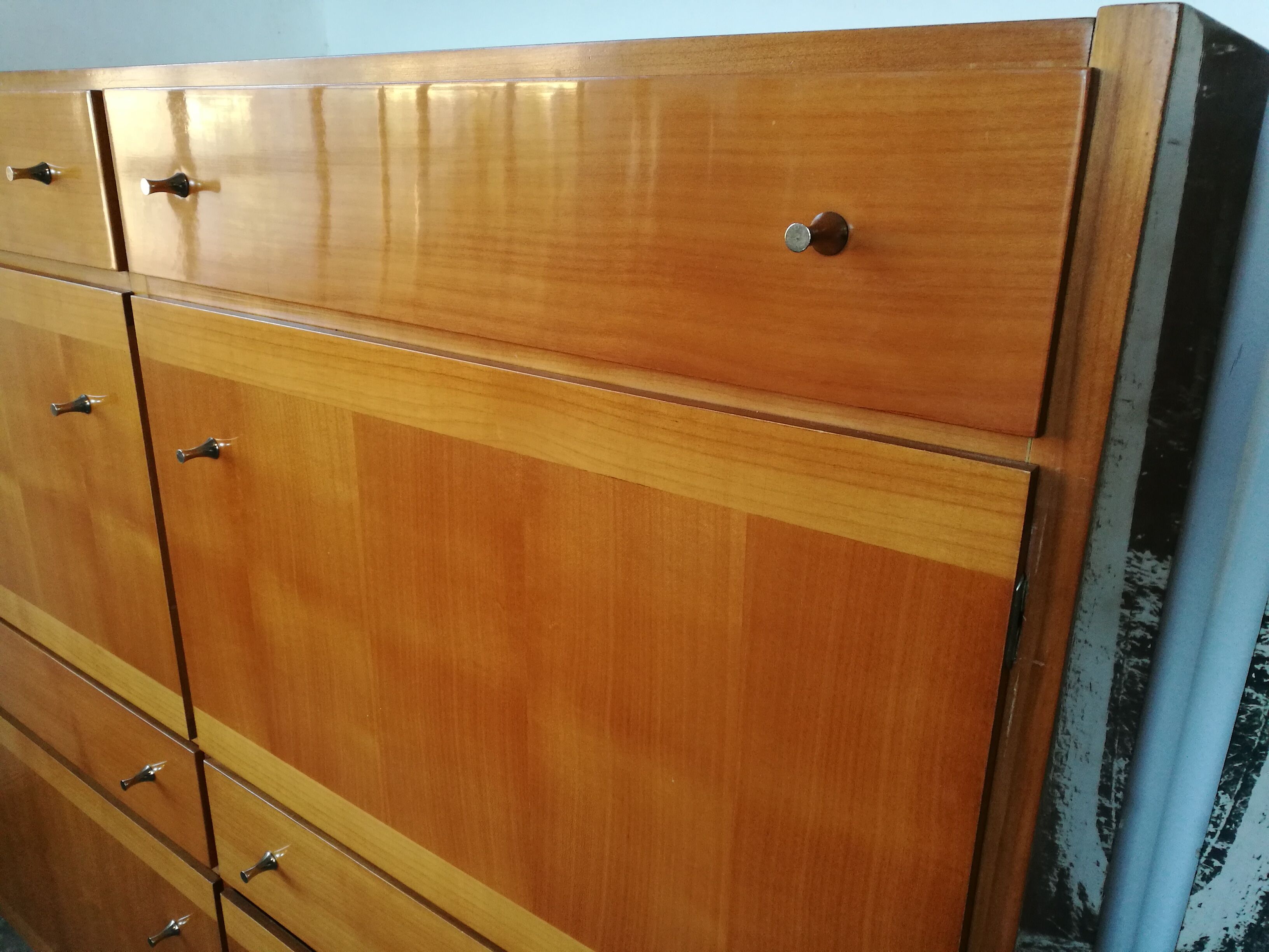 Buffet 1970 in blond wood
