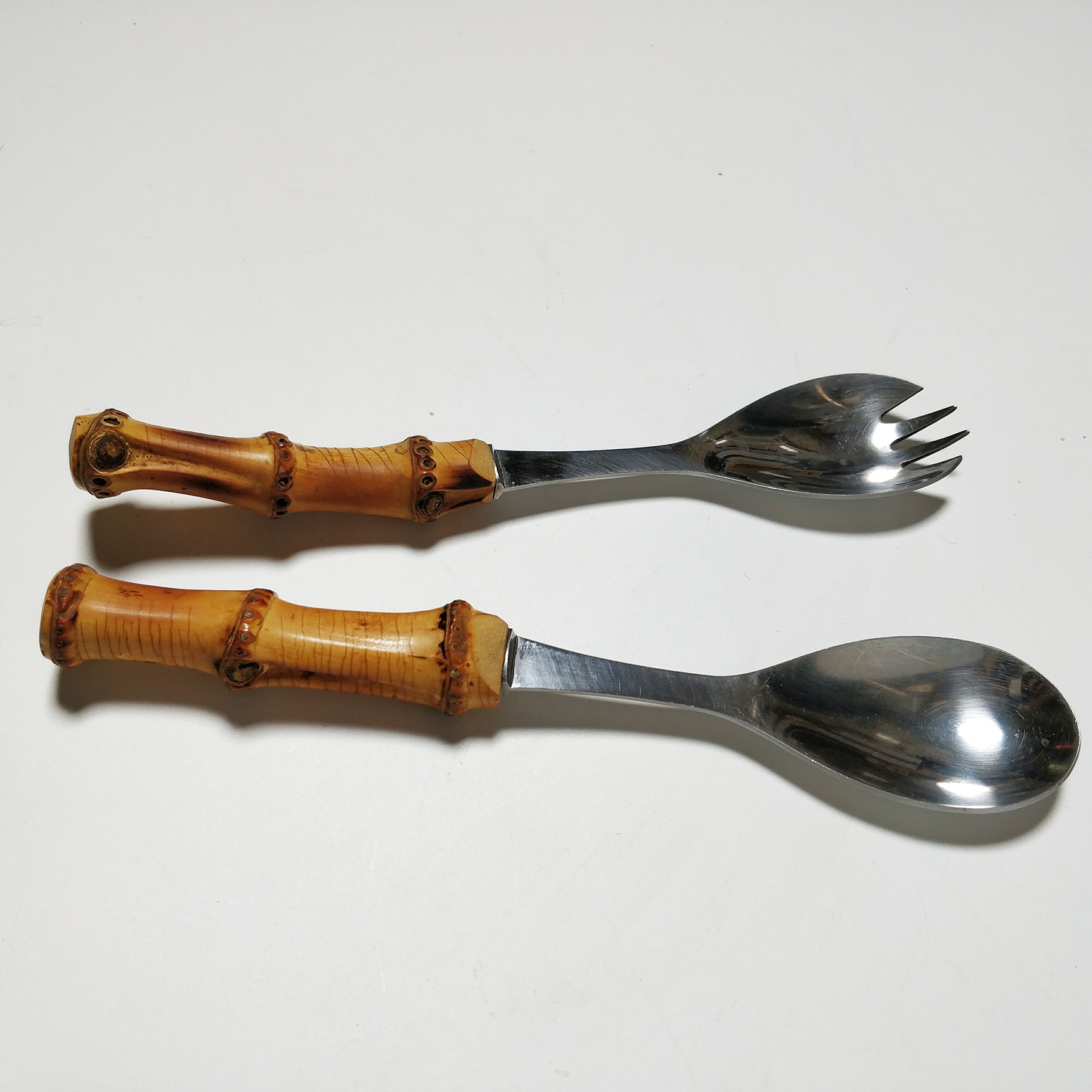 Lot covered bamboo sleeves