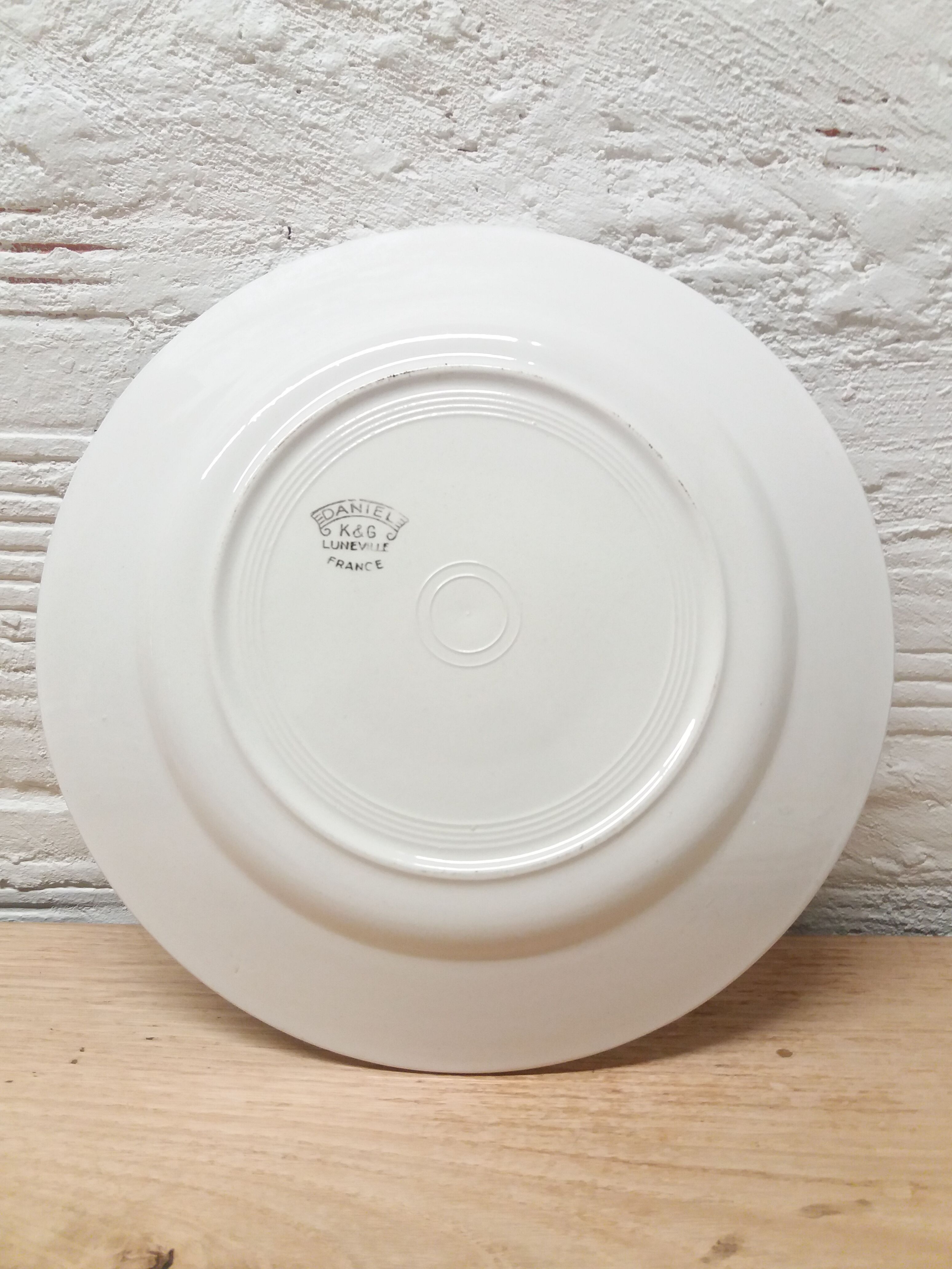 Set of 4 flat plates small flowers