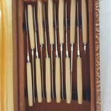 Table and cheese knives