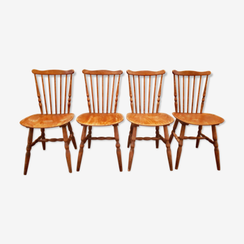 4-chair Tacoma Suite