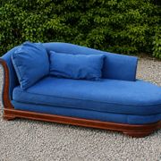 Large vintage cobalt blue chaise longue in fabric and wood – long chair 190