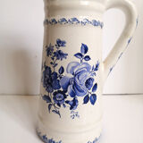 Sandstone pitcher