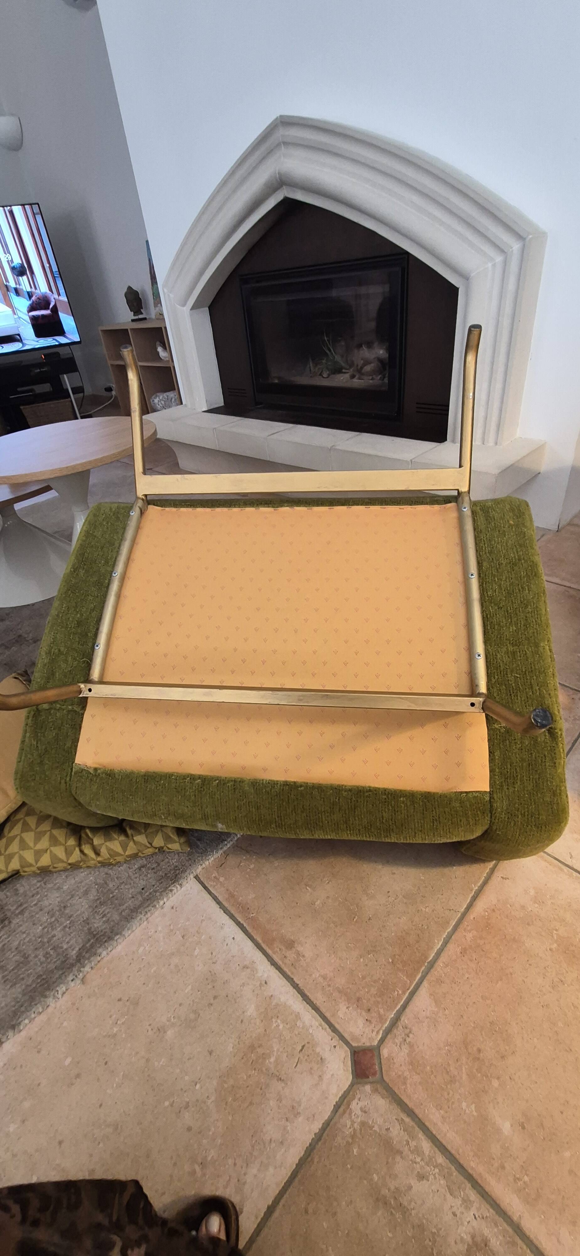 Galion armchair in green velvet steiner
