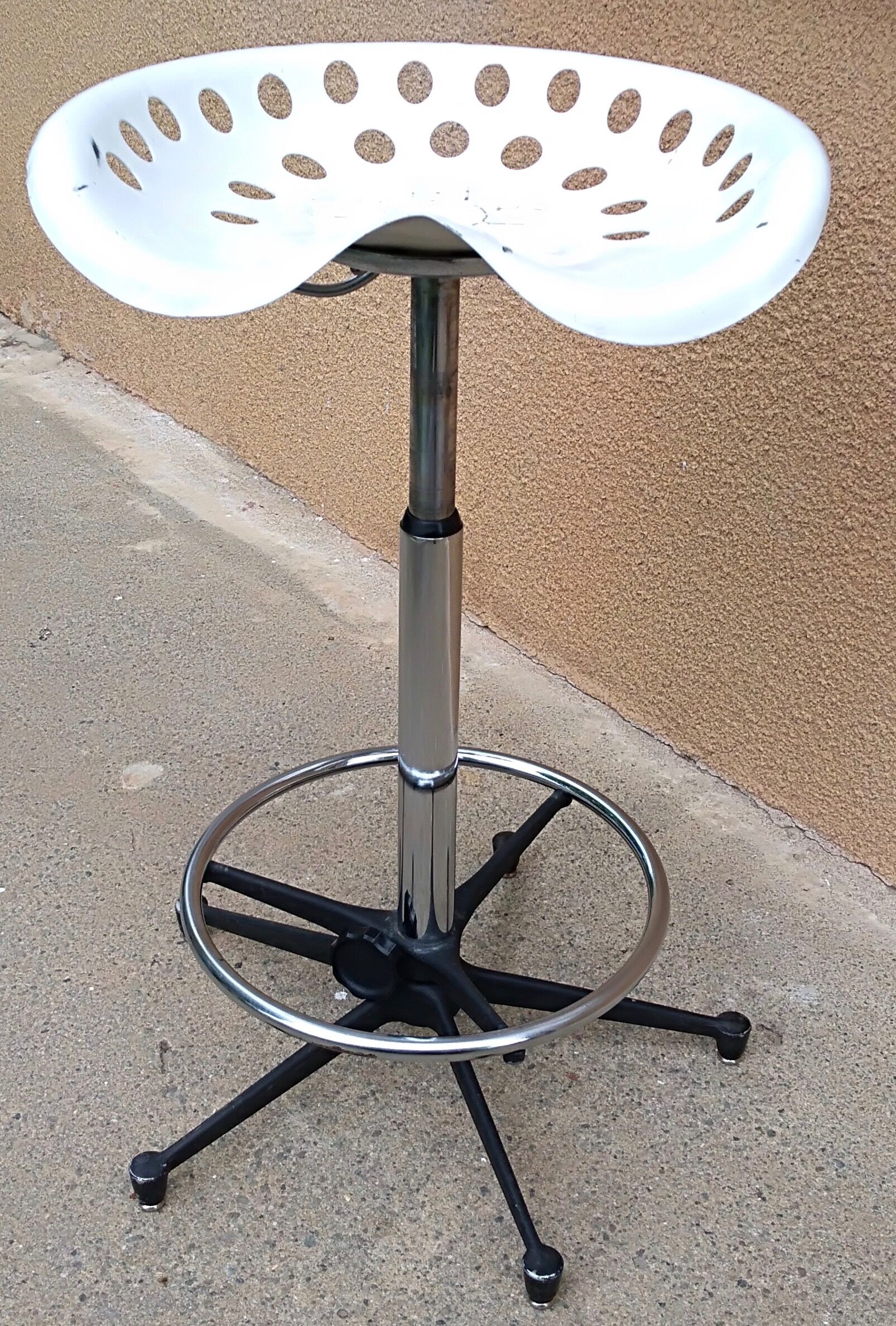 Mirima 70s adjustable "tractor" stool