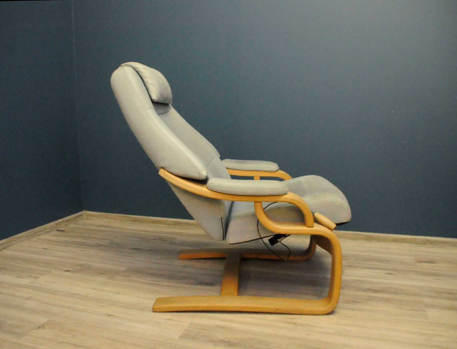 Fauteuil avec repose-pieds Skippers Mobler