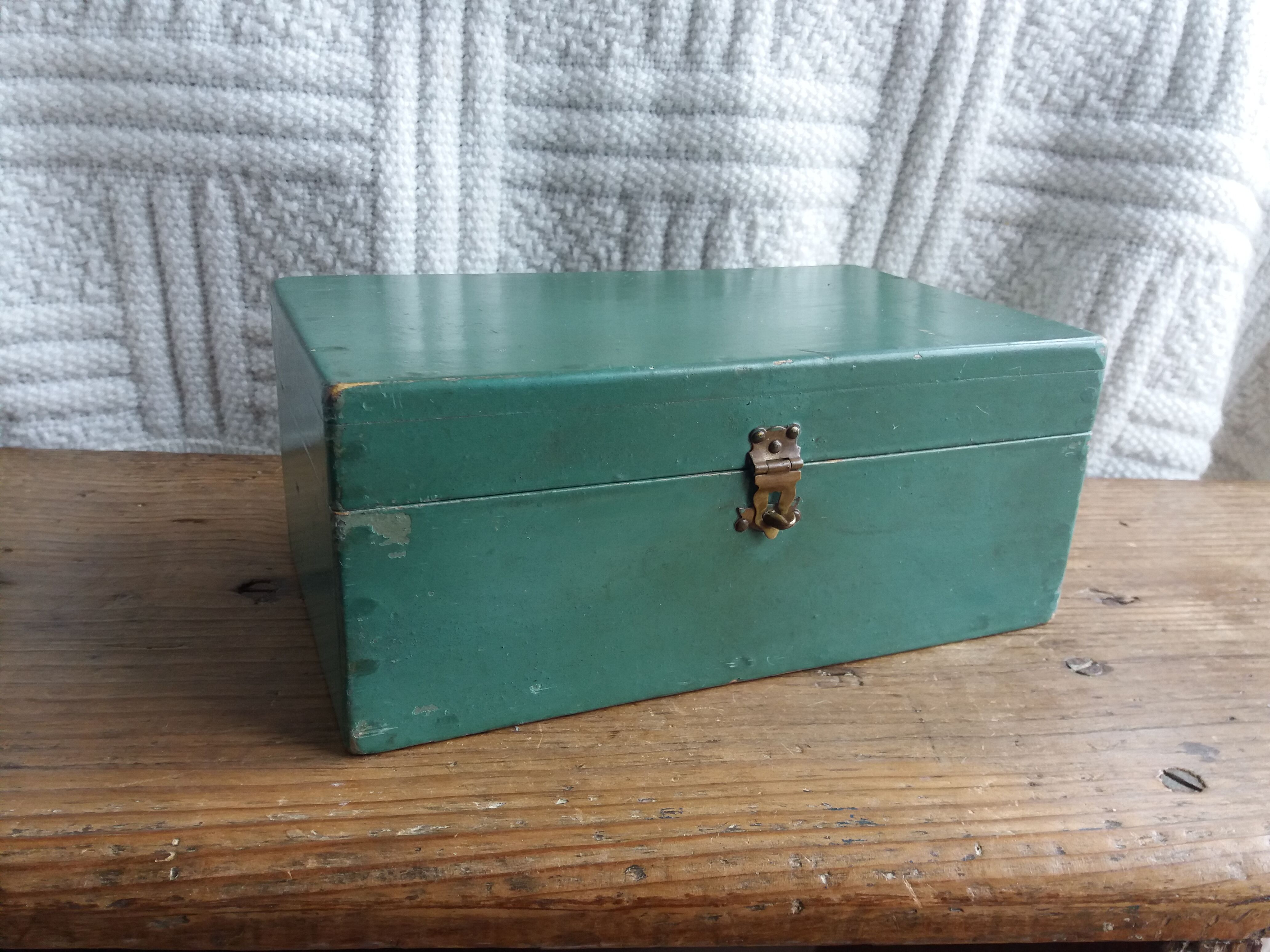 Wooden box