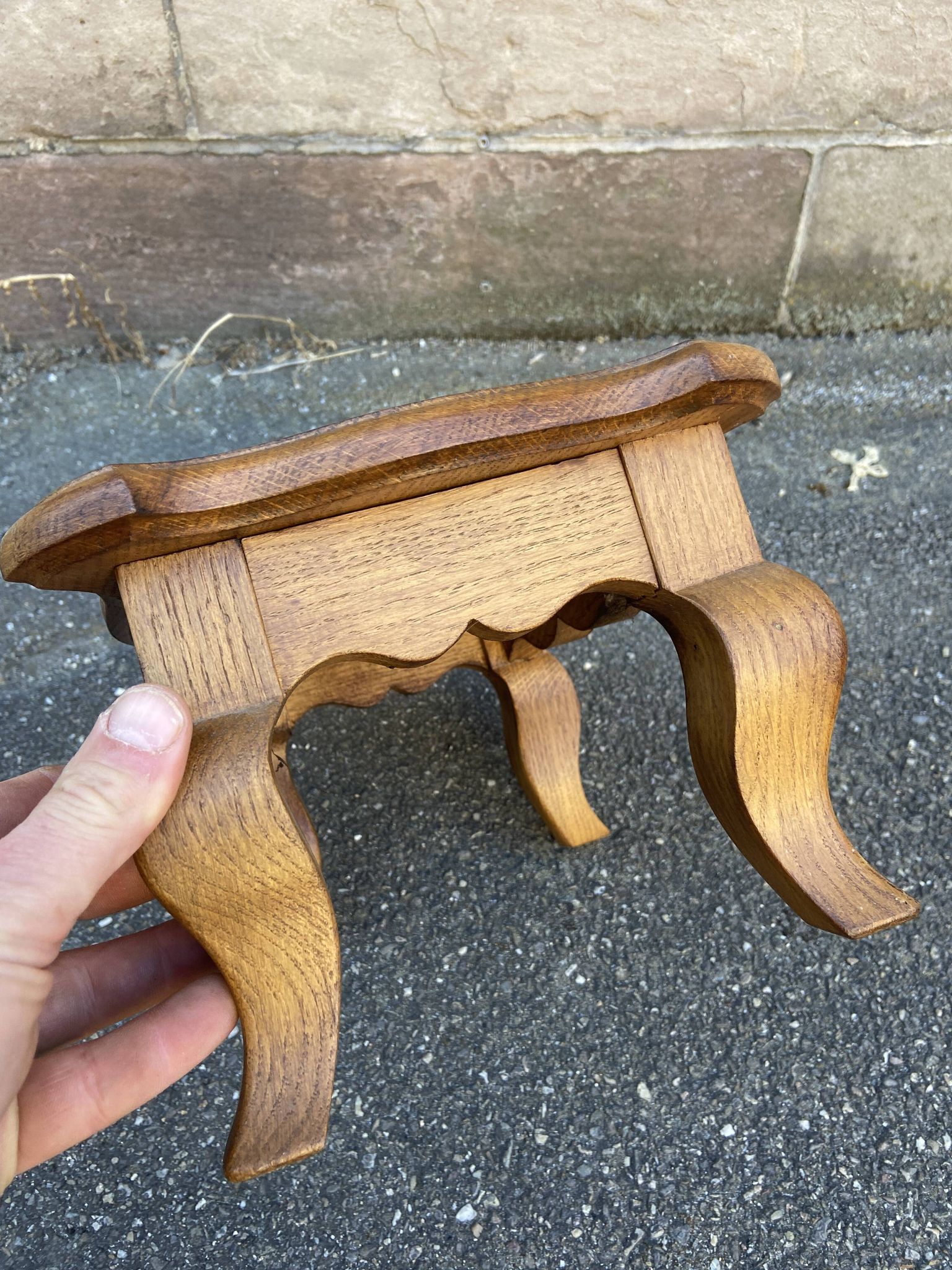 Footrest style Louis XV oak 1950