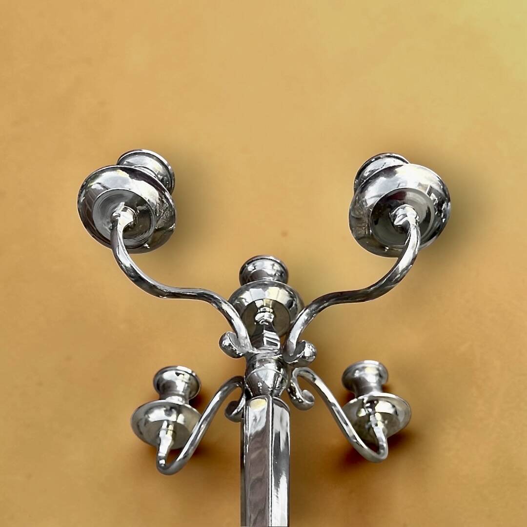 Vintage five-branch chandelier in chrome metal.