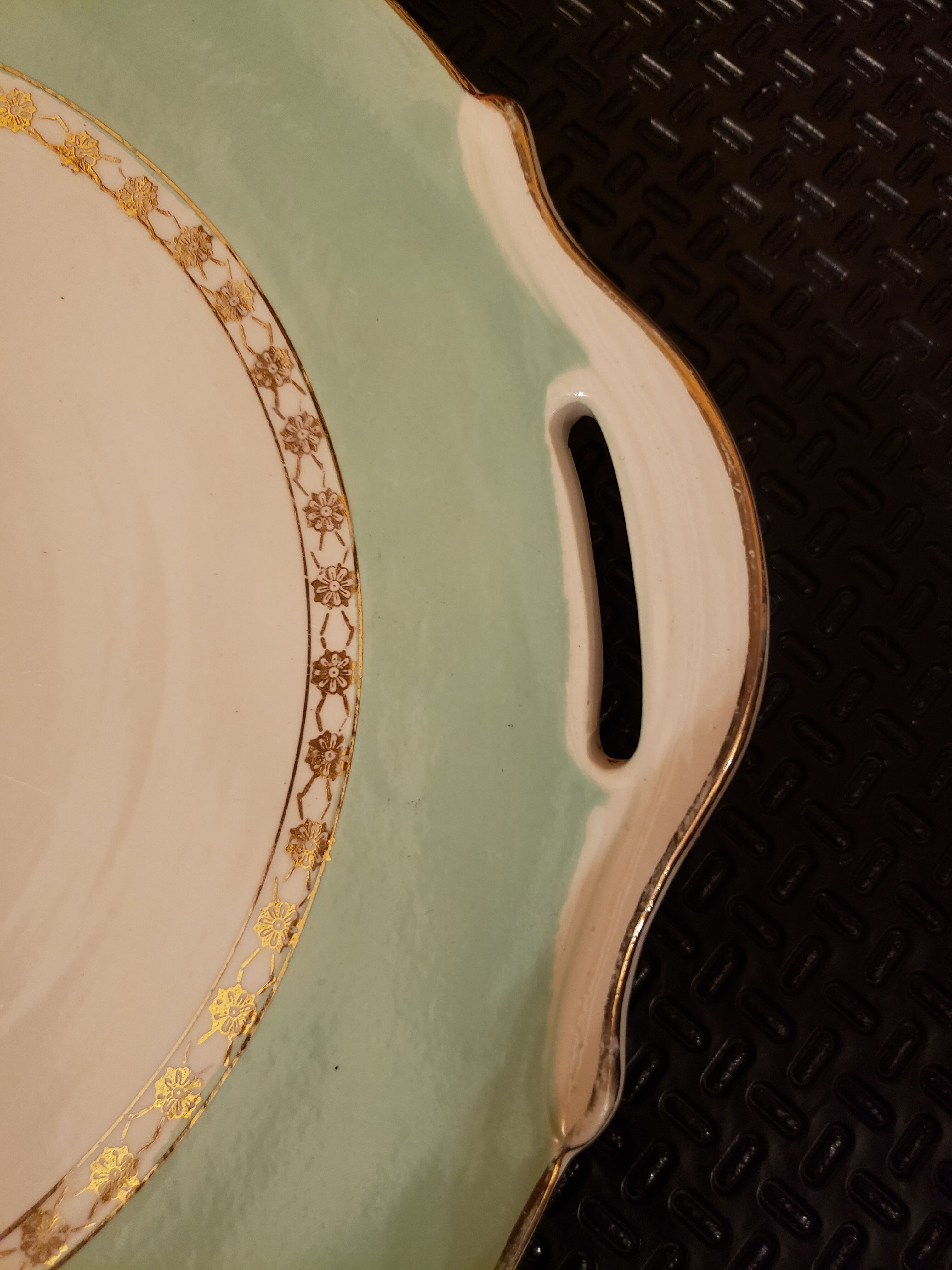 Vintage dish ø27 cm porcelain sarreguemines flameco green