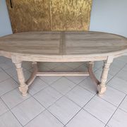 Table ovale extensible en chêne massif rénové