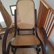 Rocking-chair en bois et cannage