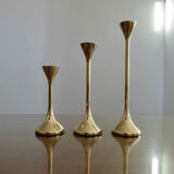 Series of 3 Scandinavian brass candle holders, 70s tulip foot