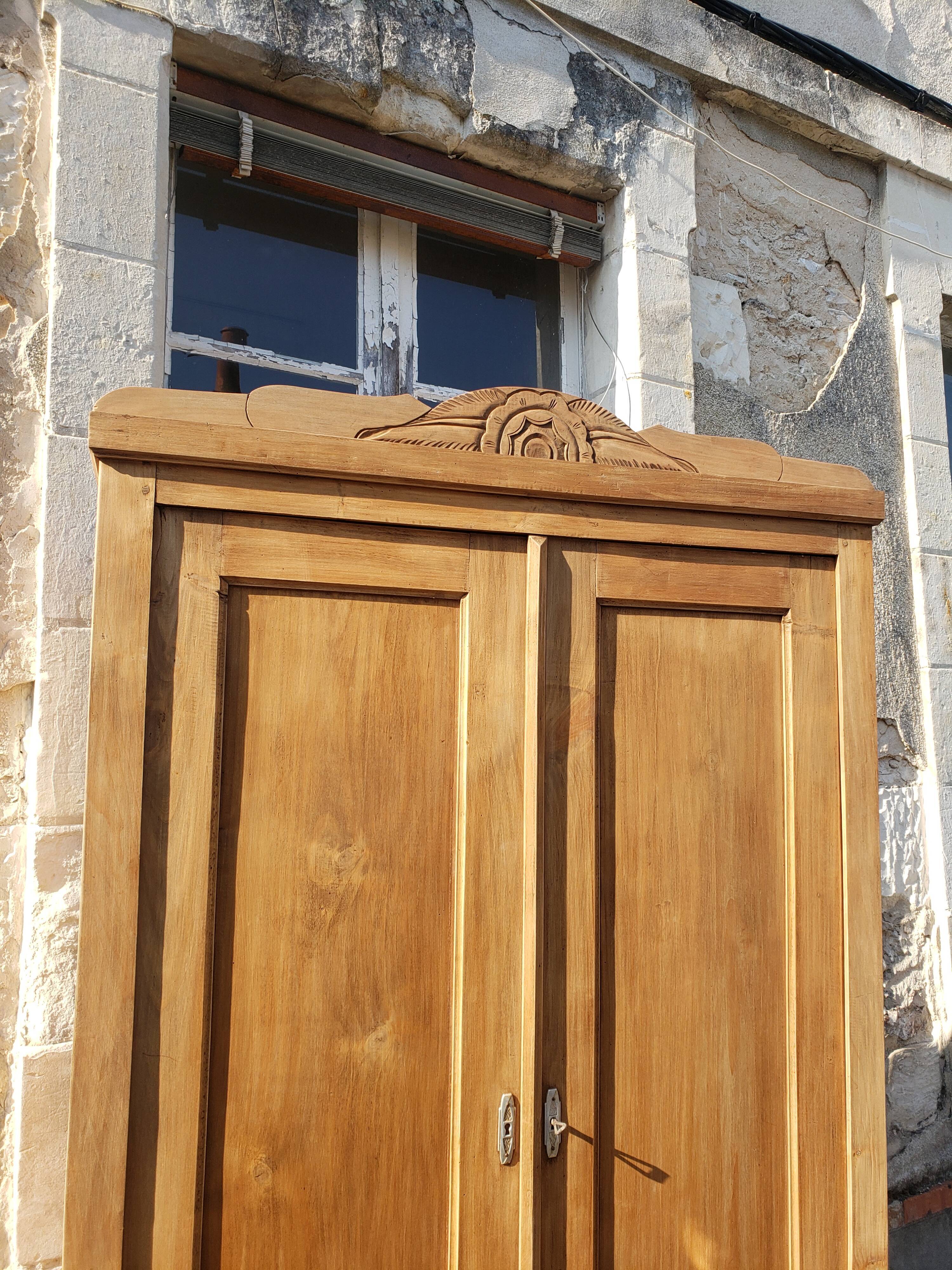 Parisian cabinet art deco raw wood