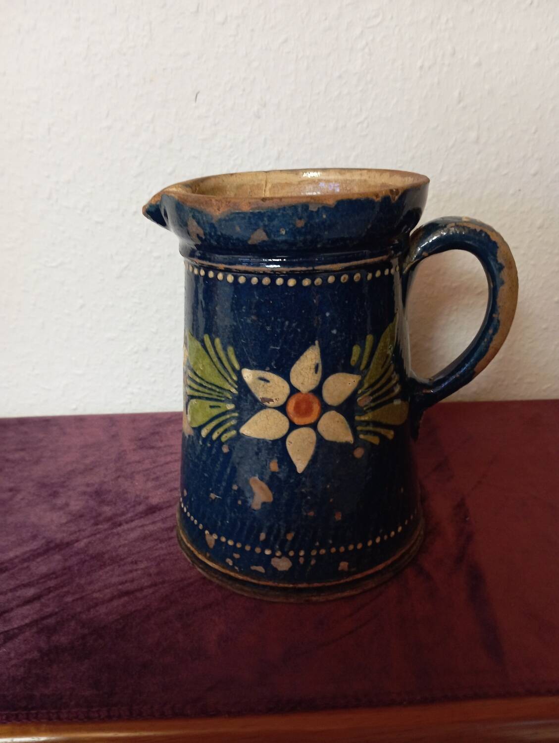 Ancien pot à lait en terre vernissée