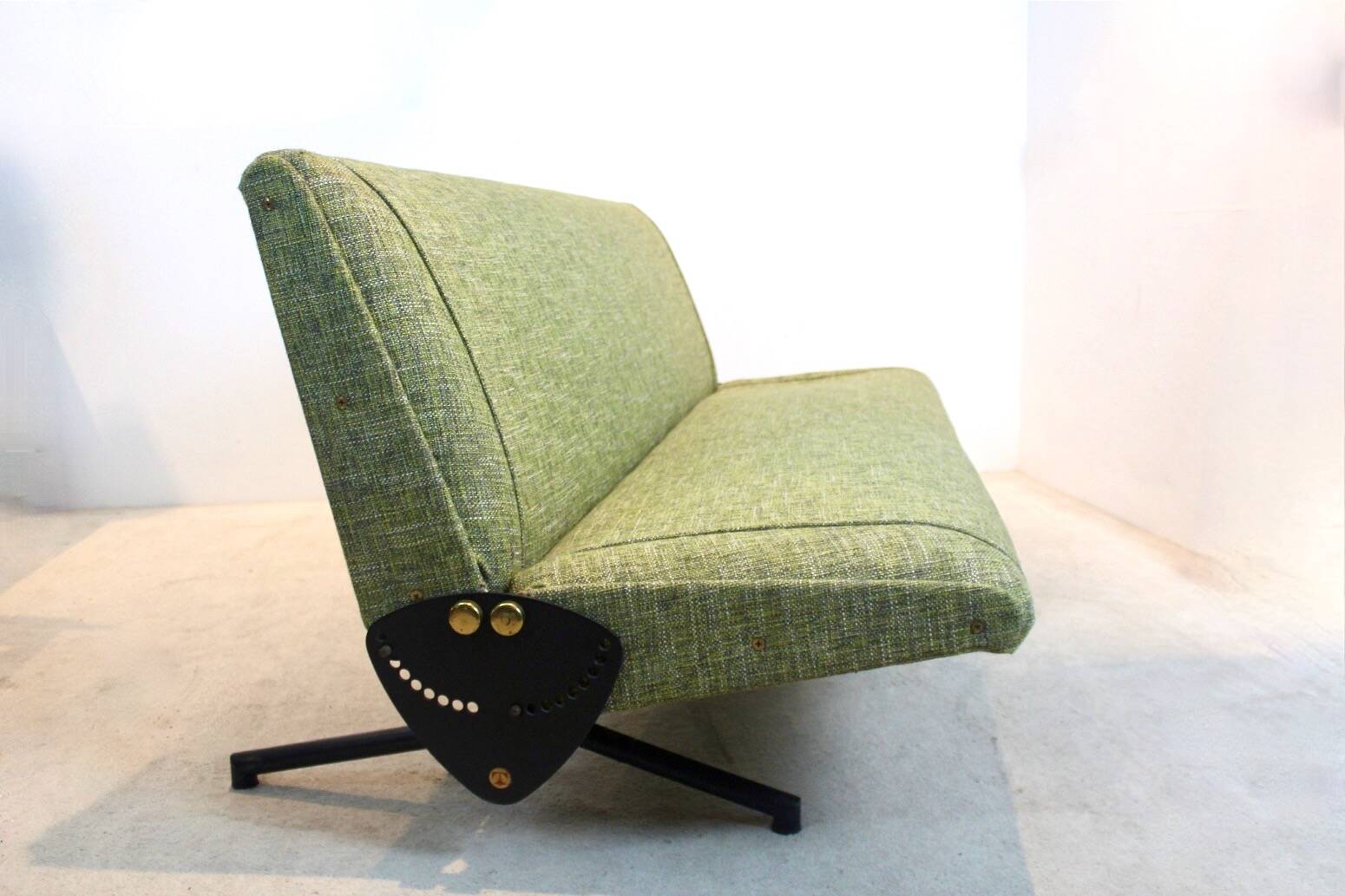 Canapé-lit D70 par Osvaldo Borsani pour Tecno, 1954
