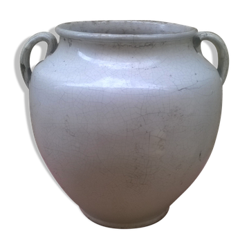 Old confit pot