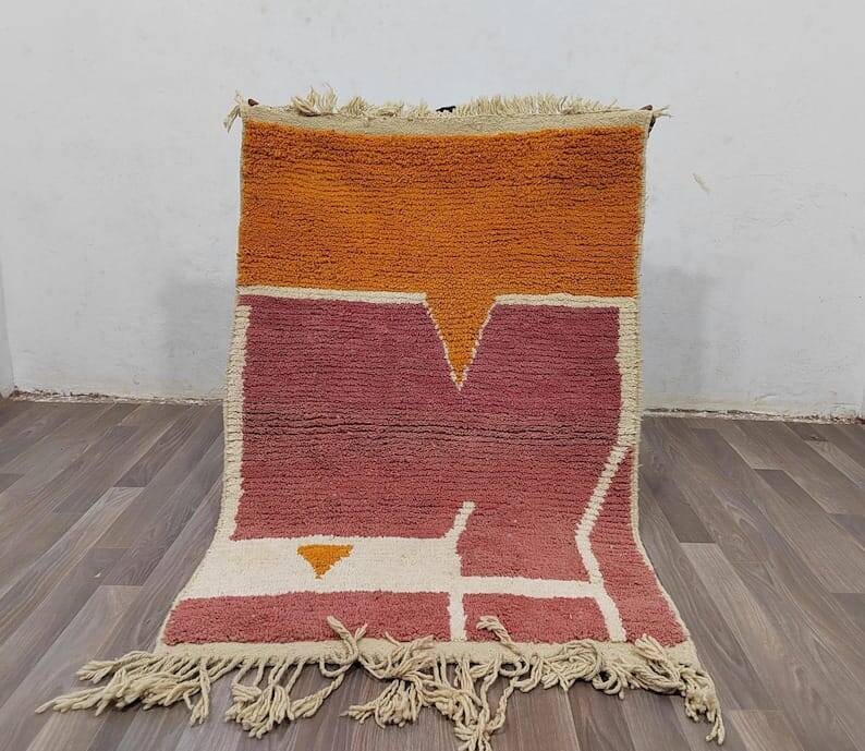 Pure natural wool rug, size 160 x 240 cm
