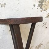 Support sculpture or tripod plants