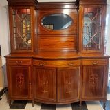 English display case from the late 19th century
