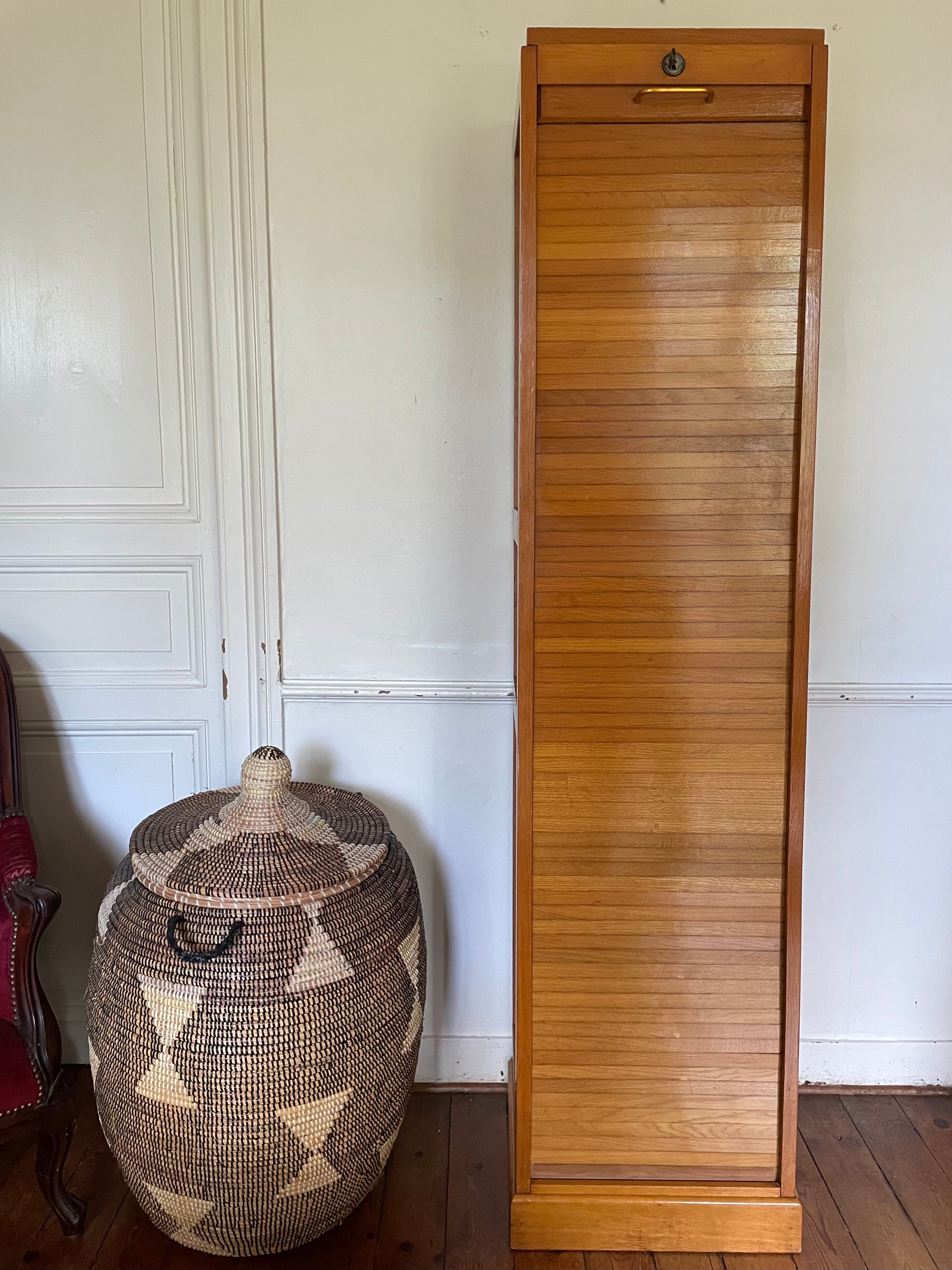 Curtain binder cabinet old year 50