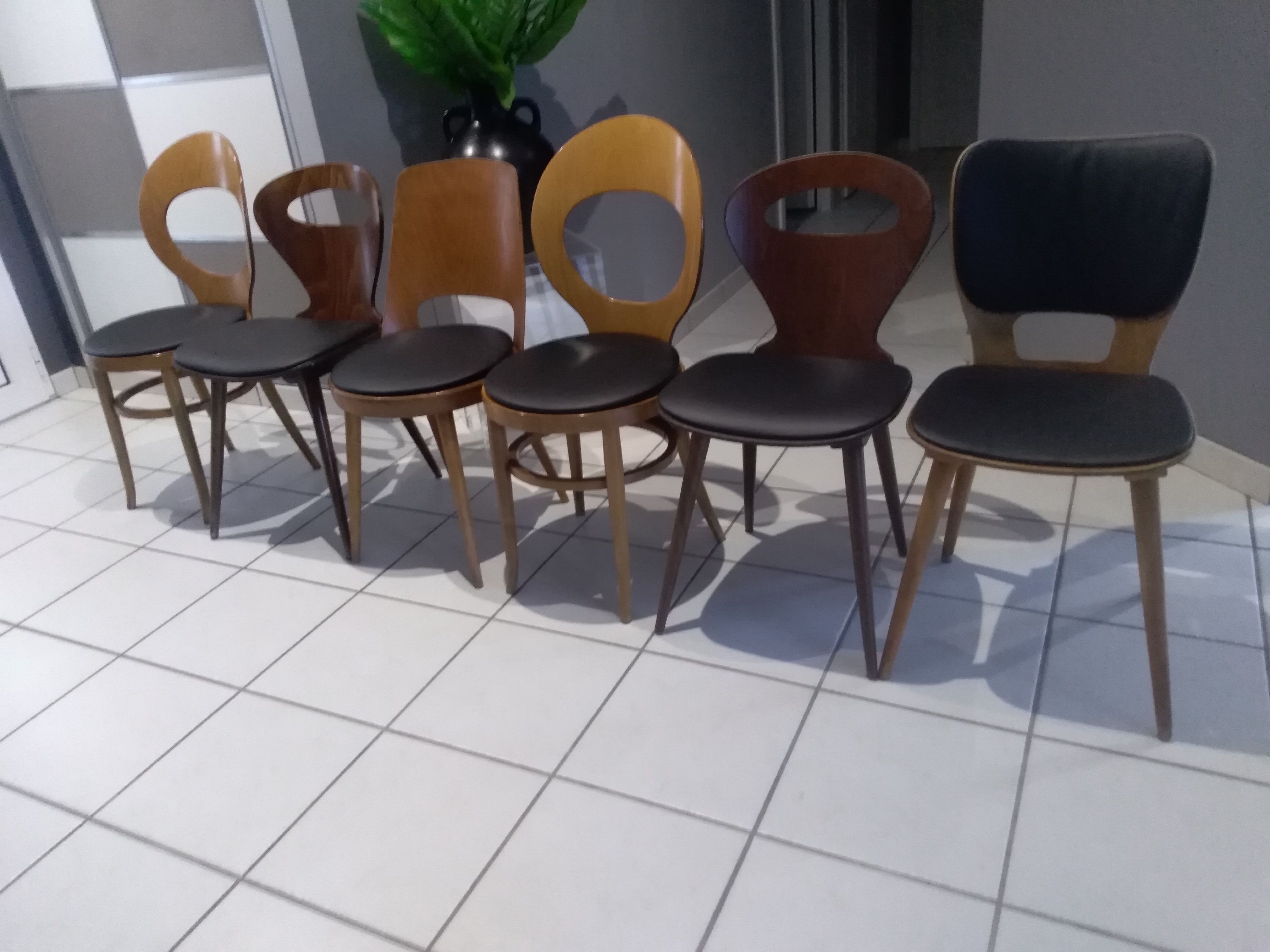 Suite of 6 chairs by Bistrot Baumann mismatched model Ant, Mondor, Seagull and Max Bill