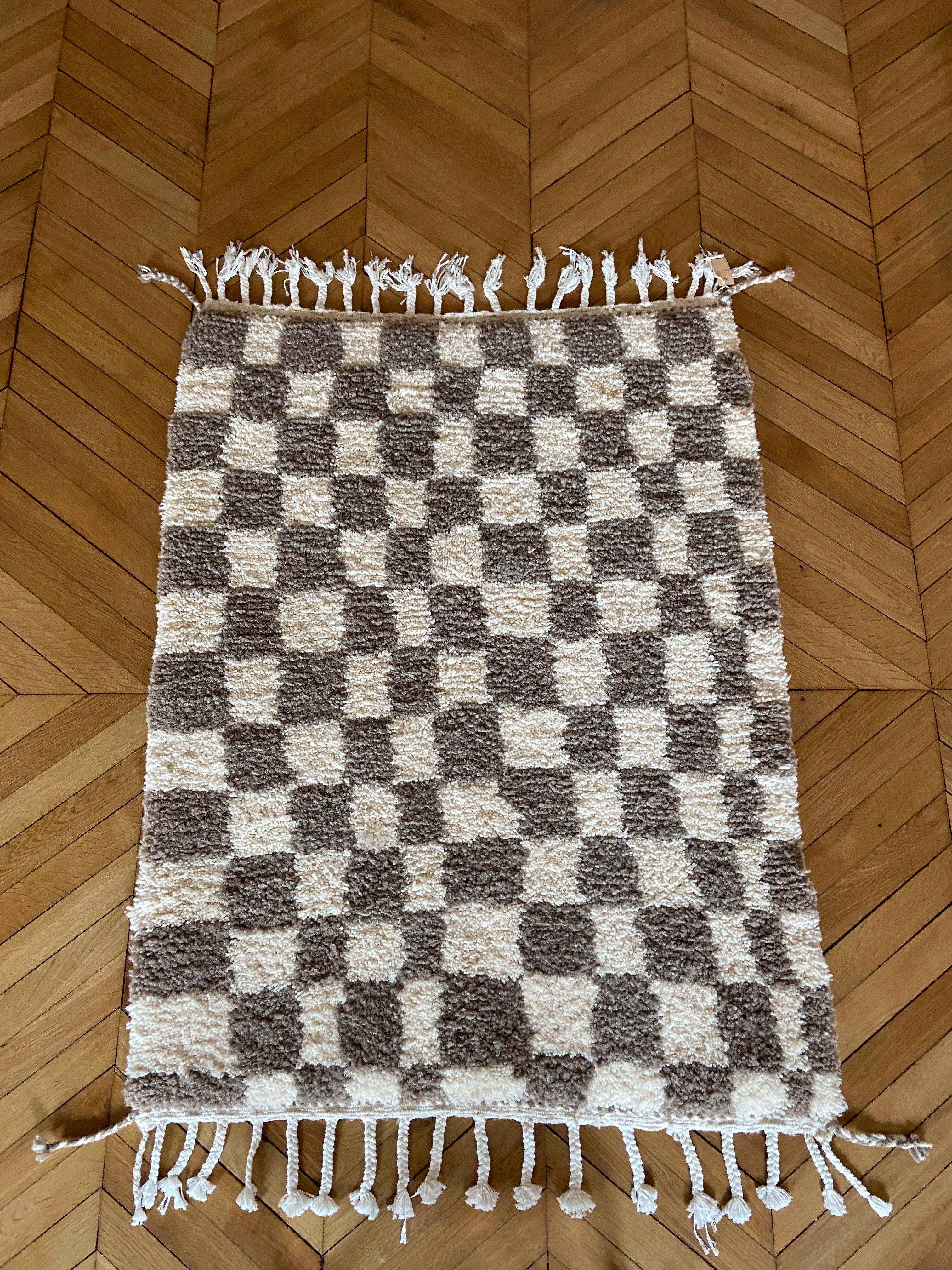 Carpet Beni Ouarain 114 x 152 cm