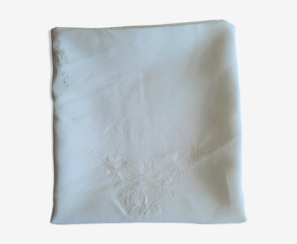 Nappe en lin brodée