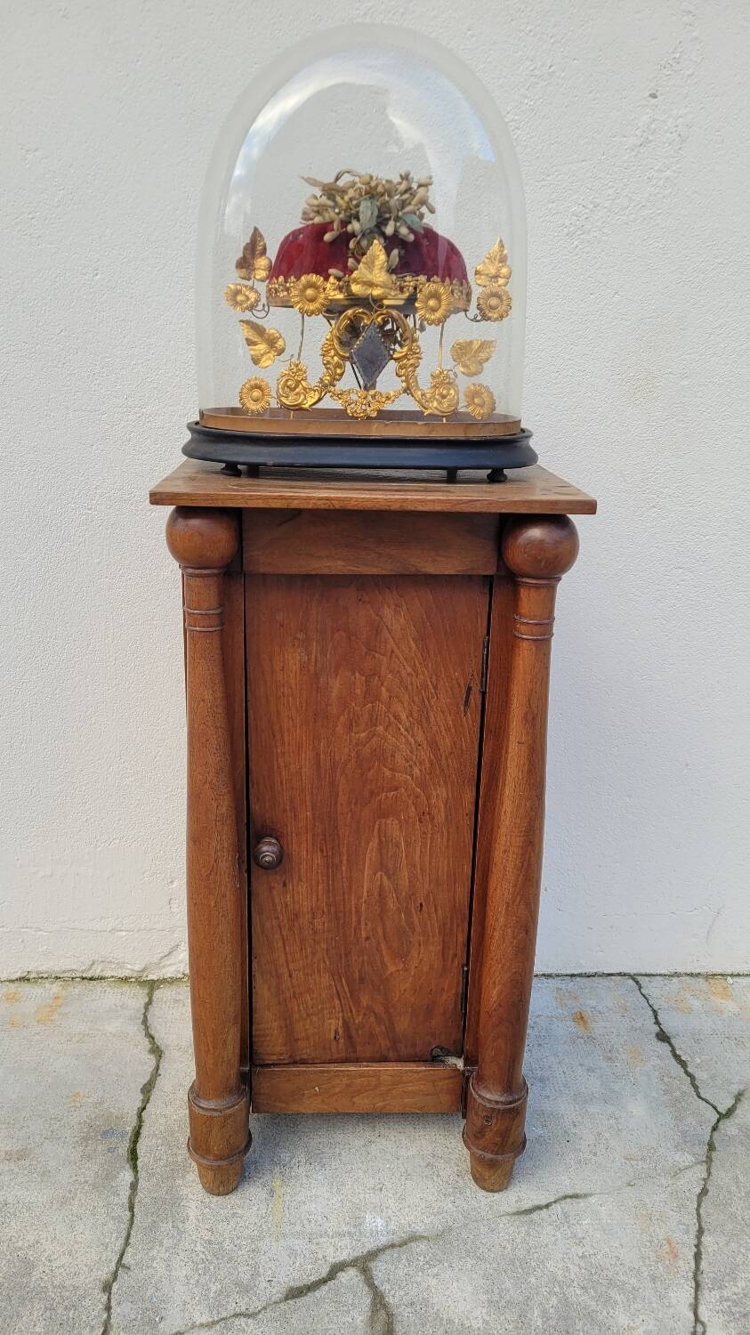 Chevet table de nuit Empire à colonnes Détachées en noyer 19ème