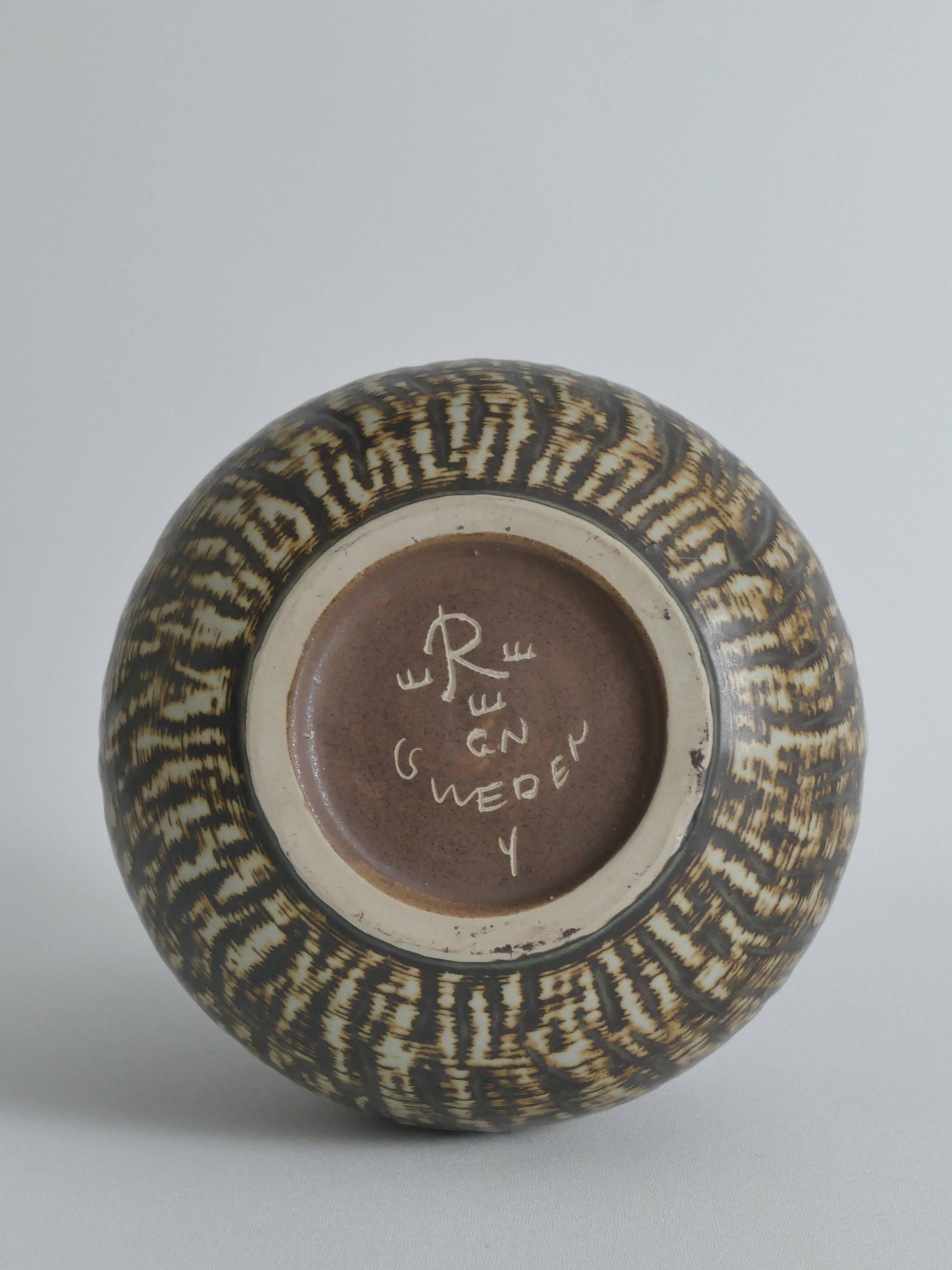 Vase en grès brun Birka Rubus de style mid-century modern par Gunnar Nylund, Rörstrand