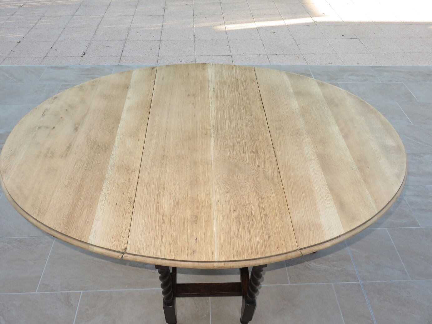 Oak folding table