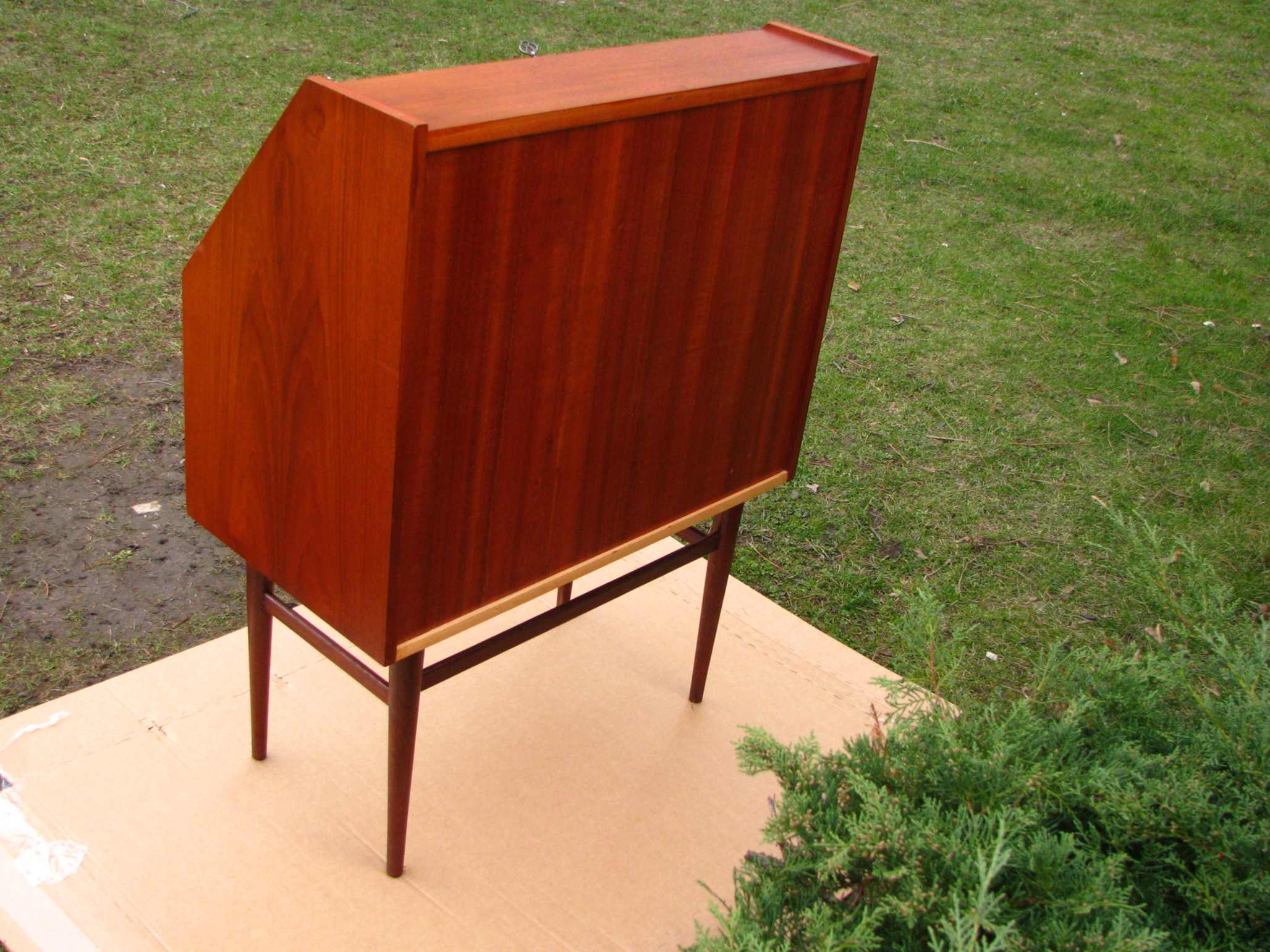 Secretaire with a key from the 1960s / 70s, Denmark, teak wood