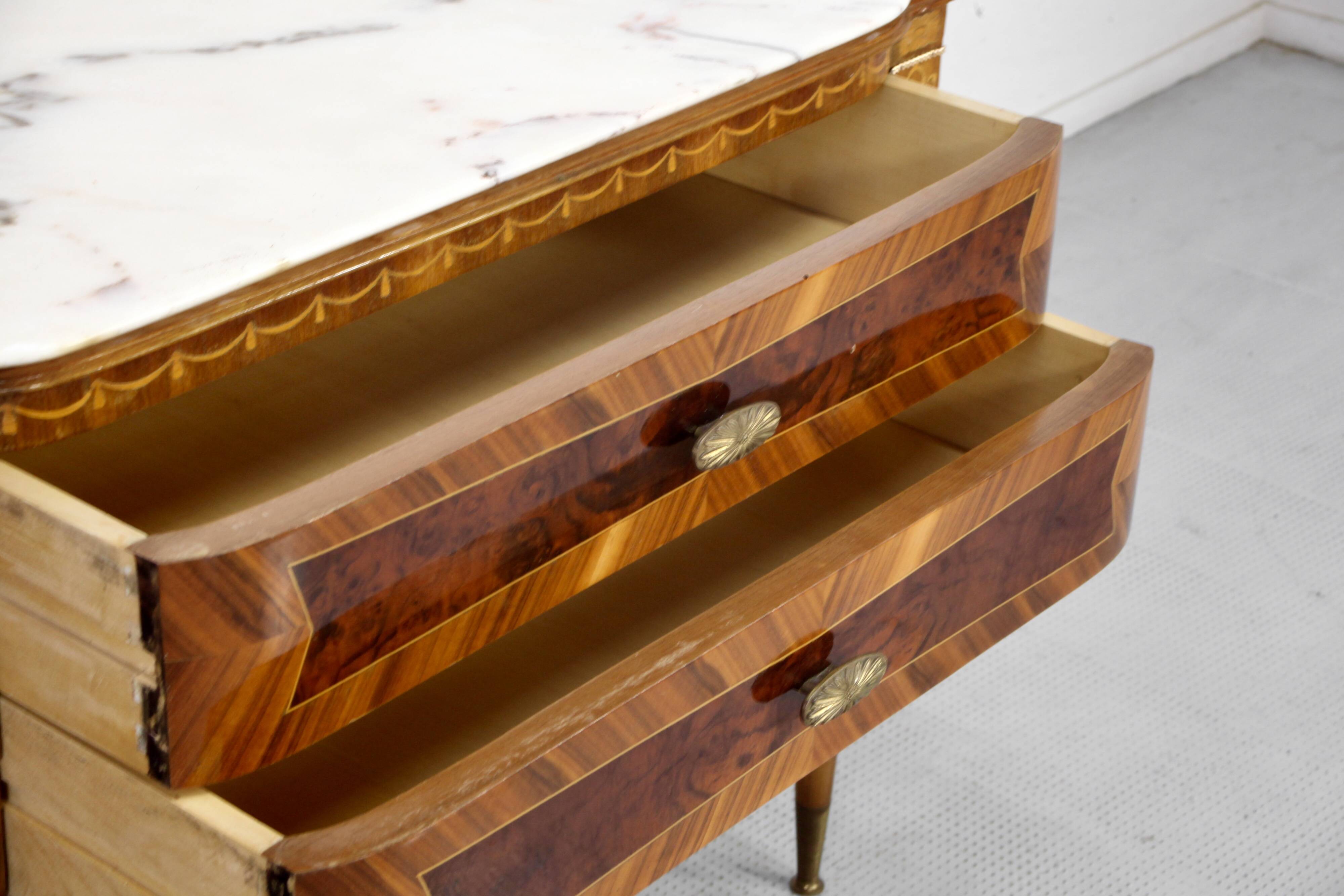 Buffet italien en noyer, marbre de Carrare et laiton, années 1950