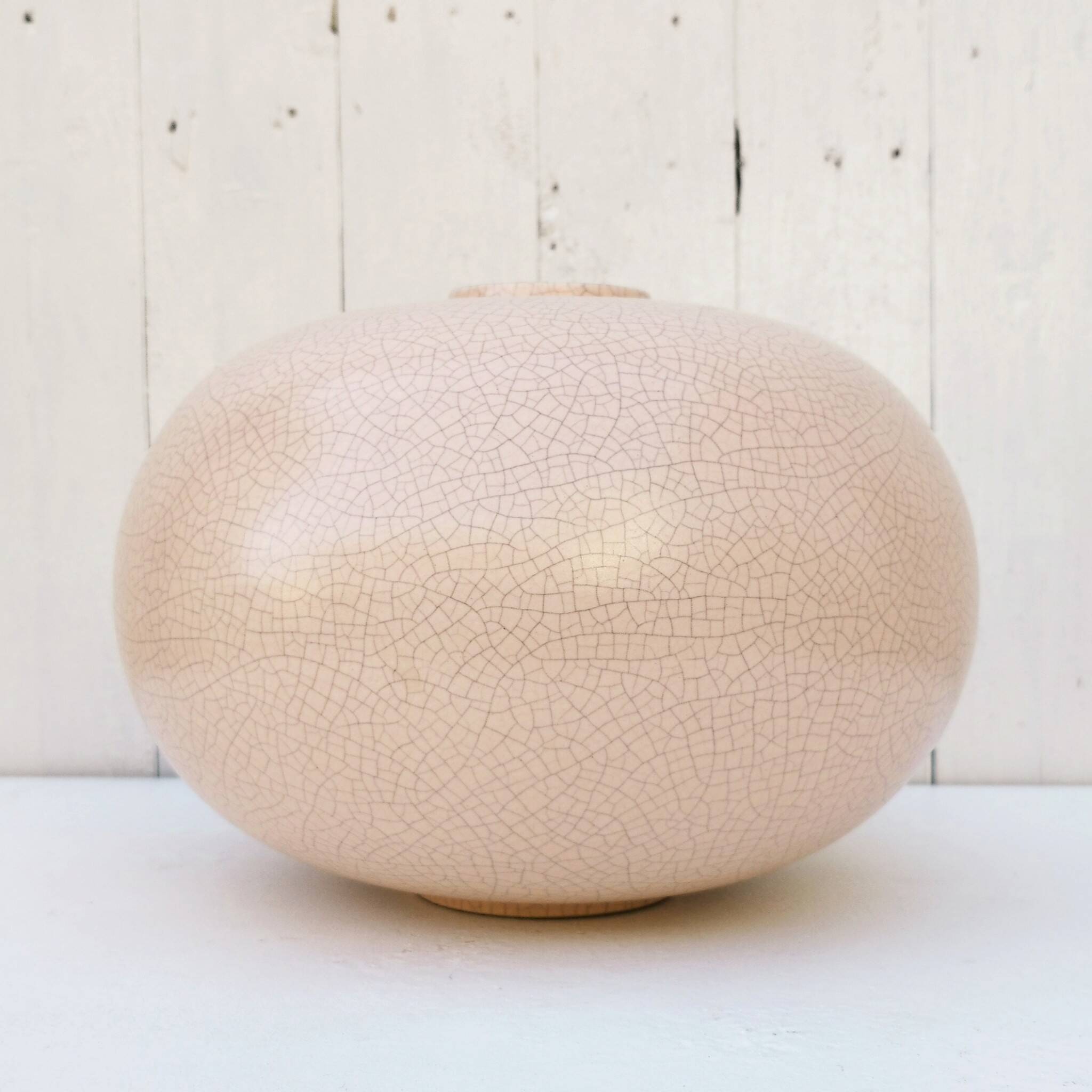 Large cracked ceramic ball vase Saint-Clément