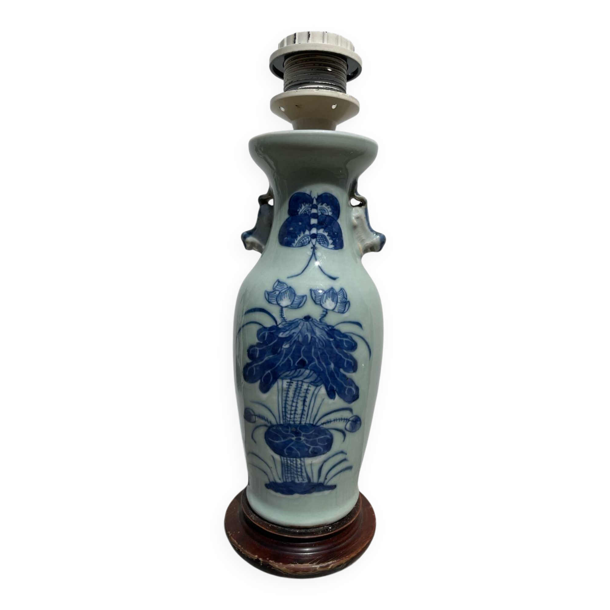 Ceramic lamp base