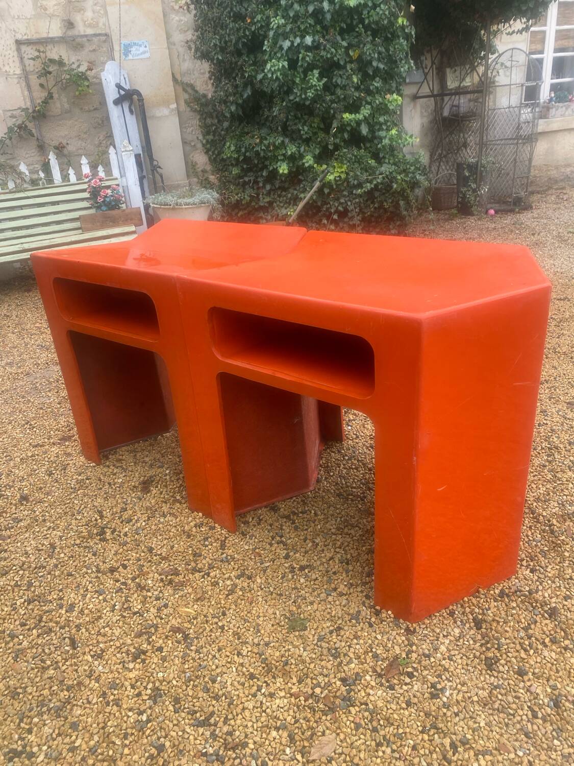 Two-piece desk from the 1970s