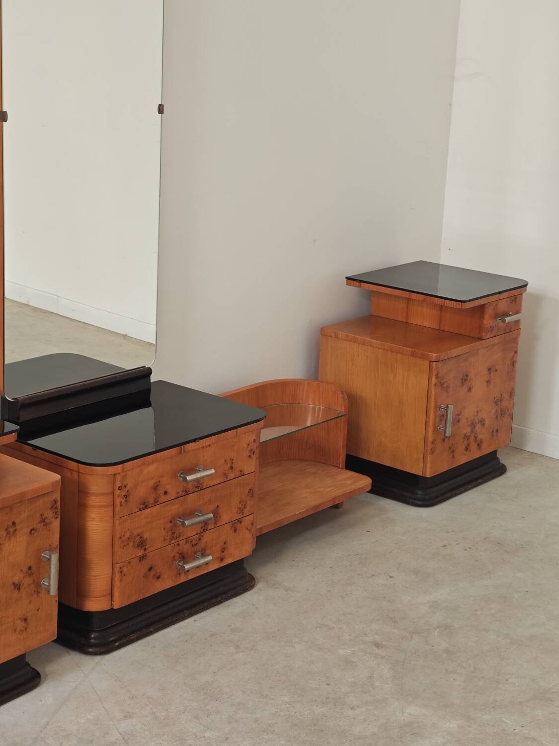Jindrich Halabala dressing table and bedside tables for Up Zavody 1950